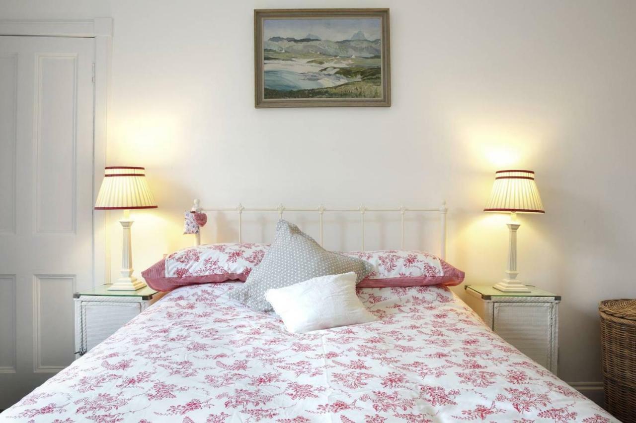 5 Star Beautiful & Vintage, Spacious Apt In Chic Location! Edimburgo Esterno foto
